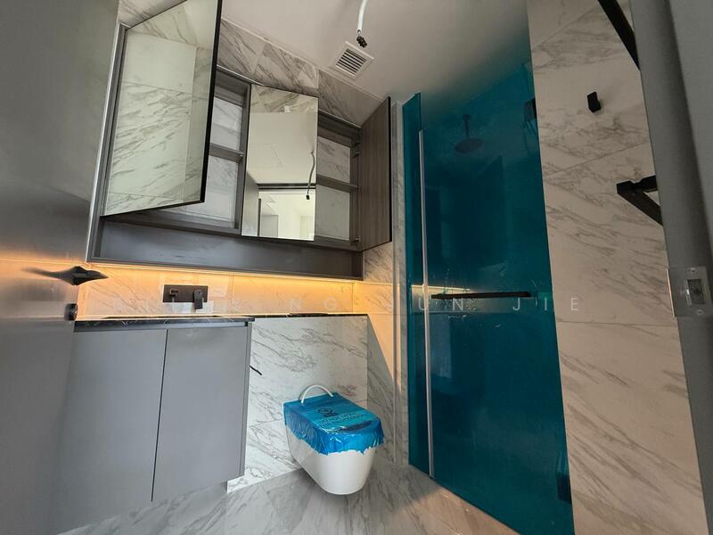 The Landmark, 173 Chin Swee Road, 2 Bedrooms, 688 sqft, Condominium For Rent, by Billy Ng Jun Jie, 500047543 - Bathroom - PropertyGuru.com.sg