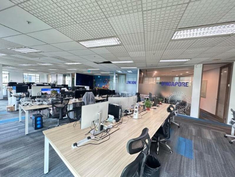 Bugis Junction Towers, 230 Victoria Street, 3,725 sqft, Office For Rent, by Patrick Ong 王鹏若(安仔), 500047597 - Interior - CommercialGuru.com.sg