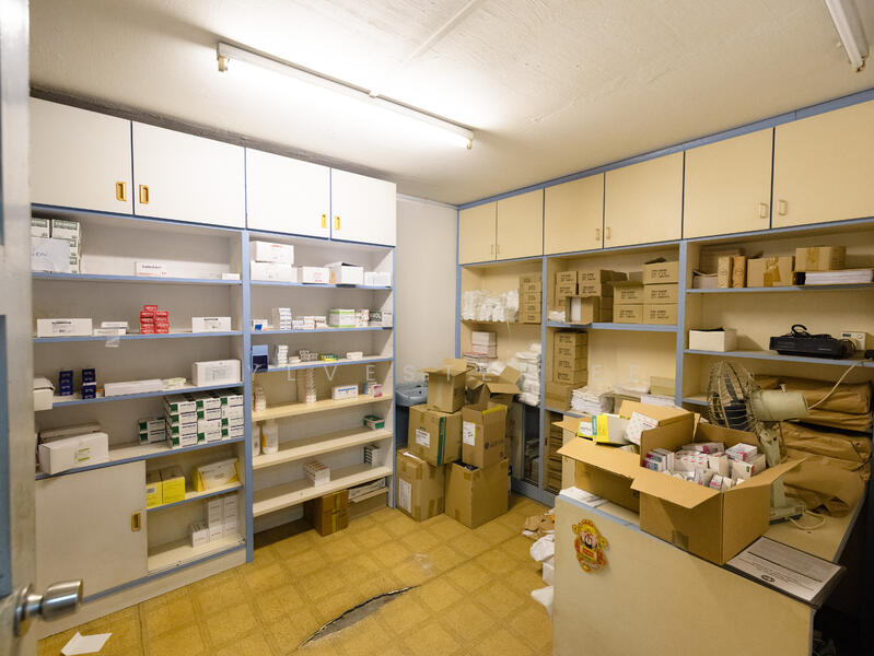 Rare Medical Clinic HDB Shophouse @ Chai Chee Road, Chai Chee Road, 1,378 sqft, Medical For Sale, by Sylvester Ee, 500047608 - Interior - CommercialGuru.com.sg