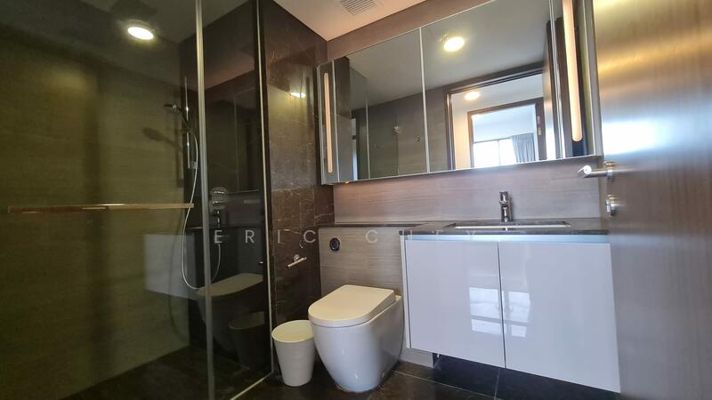 Parc Esta Condominium For Sale at S$ 1,490,000 | PropertyGuru Singapore - Bathroom