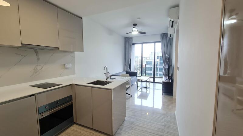 Parc Esta Condominium For Sale at S$ 1,490,000 | PropertyGuru Singapore - Living Room