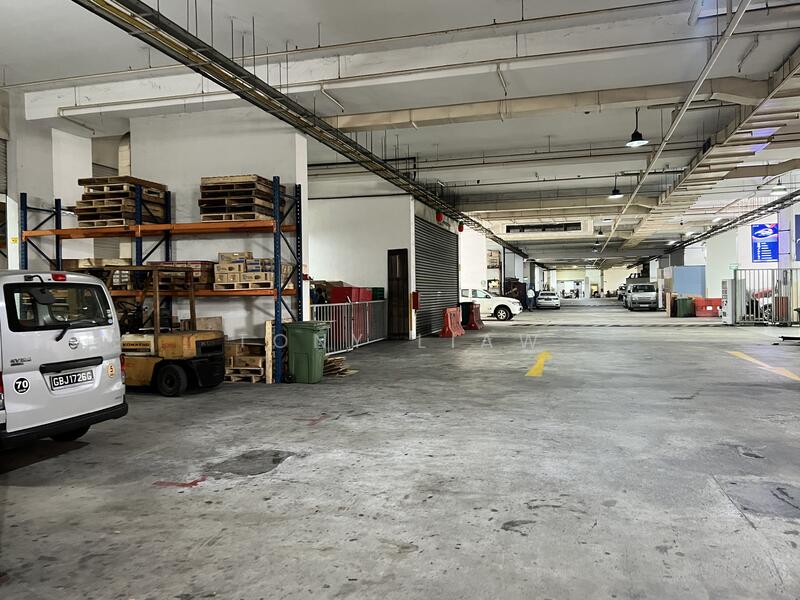 Wcega Plaza, 1 Bukit Batok Crescent, 2,583 sqft, Light Industrial (B1) For Rent, by Tony Liaw, 500047648 - Car Park - CommercialGuru.com.sg