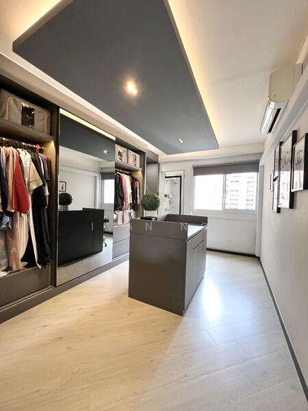 Walk-In Wardrobe / Room