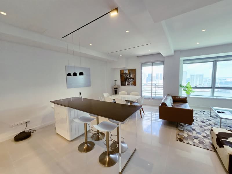 The Sail @ Marina Bay Condominium For Sale at S$ 2,700,000 | PropertyGuru Singapore - Living Room