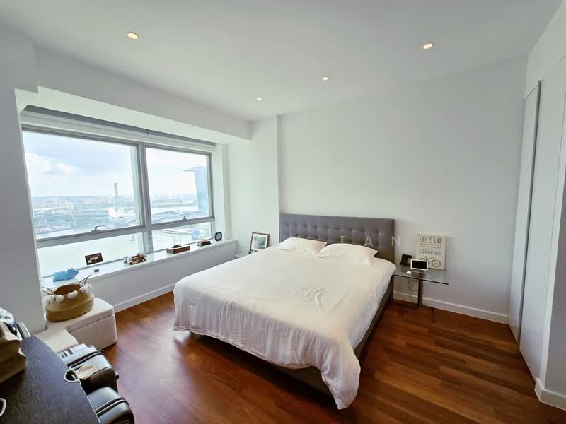 The Sail @ Marina Bay Condominium For Sale at S$ 2,700,000 | PropertyGuru Singapore - Bedroom