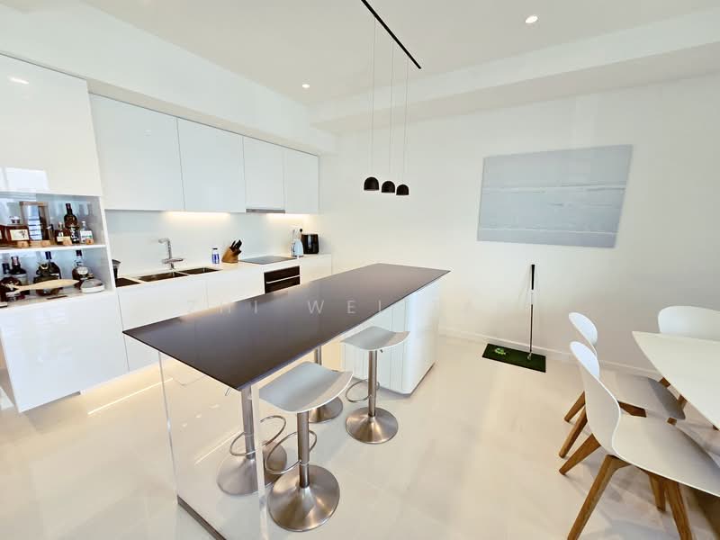 The Sail @ Marina Bay Condominium For Sale at S$ 2,700,000 | PropertyGuru Singapore - Kitchen
