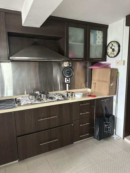 For Rent - 11 Holland Drive