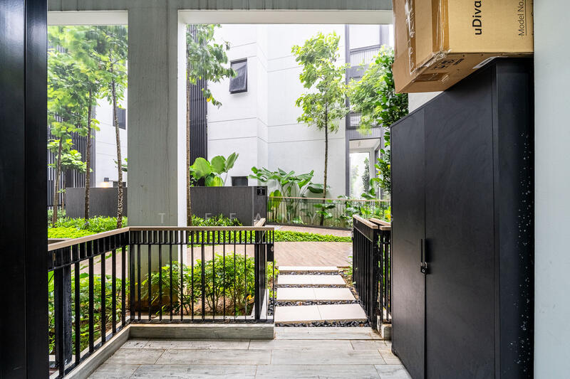 Mayfair Gardens, 10 Rifle Range Road, 1 Bedroom, 506 sqft, Condominium For Rent, by Tiffany Ng, 500047687 - Exterior - PropertyGuru.com.sg