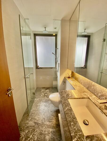 Hilltops Condominium For Sale at S$ 5,000,000 | PropertyGuru Singapore