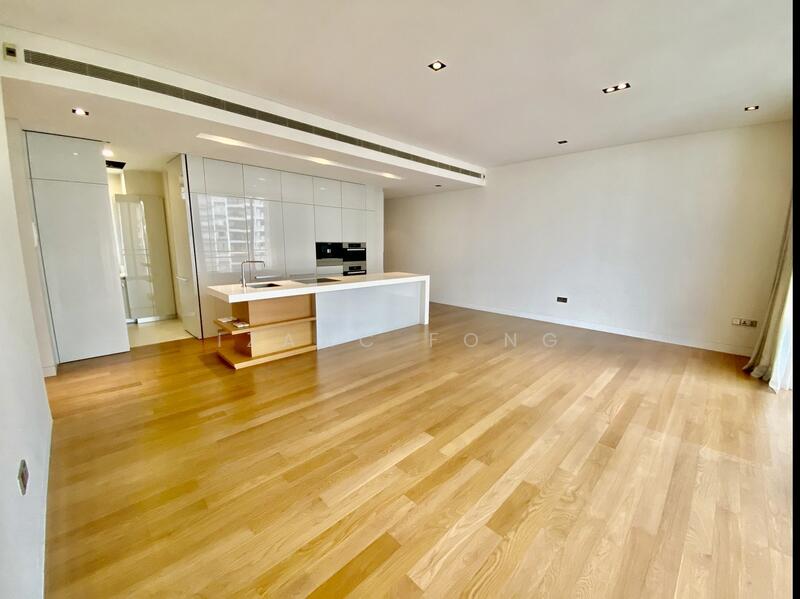 Hilltops Condominium For Sale at S$ 5,000,000 | PropertyGuru Singapore