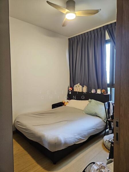 Midwood, 8 Hillview Rise, 2 Bedrooms, 689 sqft, Condominium For Rent, by Felicia Chiong, 500047786 - Bedroom - PropertyGuru.com.sg