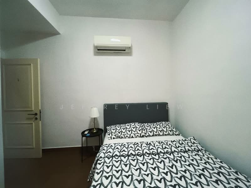 Dover Parkview, 36 Dover Rise, Room Rental, 120 sqft, Condominium For Rent, by Jeffrey Liew, 500047791 - Bedroom - PropertyGuru.com.sg
