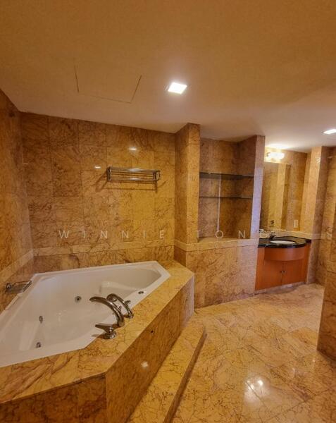 Orchard Scotts, 11 Anthony Road, 4 Bedrooms, 2,508 sqft, Condominium For Rent, by Winnie Tong, 500047800 - Bathroom - PropertyGuru.com.sg