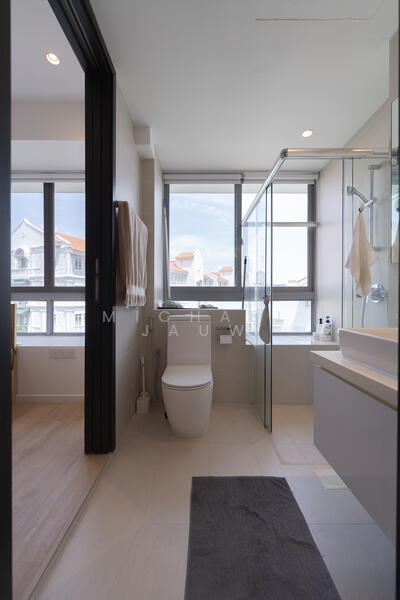 Everitt Edge, 83 Joo Chiat Place, 2 Bedrooms, 646 sqft, Apartment For Rent, by Michael Jauw, 500047874 - Bathroom - PropertyGuru.com.sg