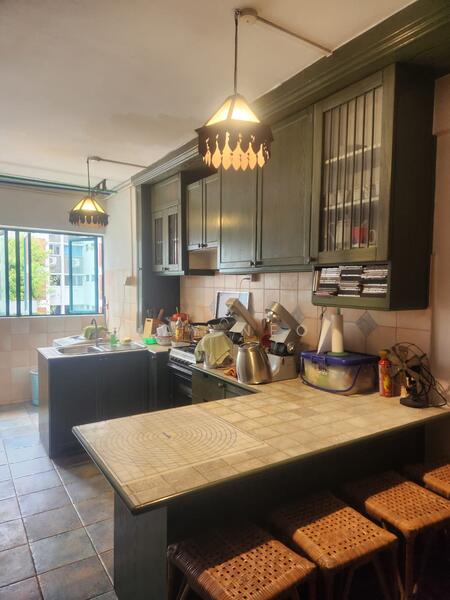 611 Clementi West Street 1 HDB Flat For Sale at S$ 413,111 | PropertyGuru Singapore - Kitchen