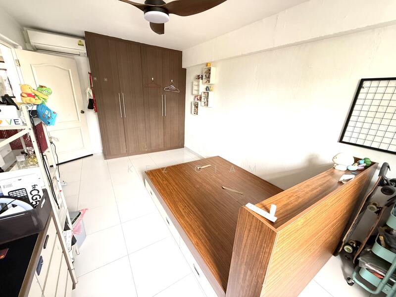 For Rent - 109 Commonwealth Crescent