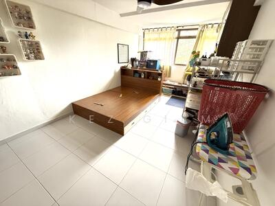 For Rent - 109 Commonwealth Crescent