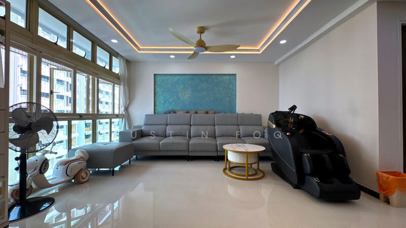 115 Edgefield Plains HDB Flat For Sale at S$ 868,888 | PropertyGuru Singapore - Living Room