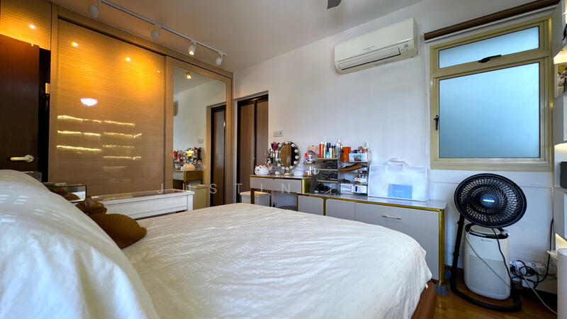 115 Edgefield Plains HDB Flat For Sale at S$ 868,888 | PropertyGuru Singapore - Bedroom