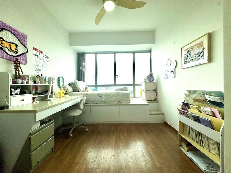 Junior master bedroom