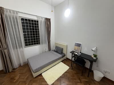 For Rent - Maple Woods