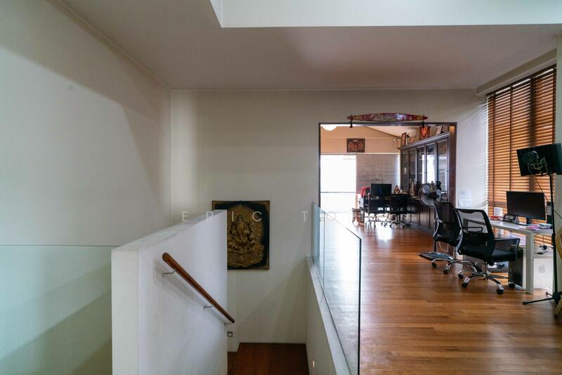 Meng Suan Road Semi-Detached House For Sale at S$ 6,200,000 | PropertyGuru Singapore - Family room