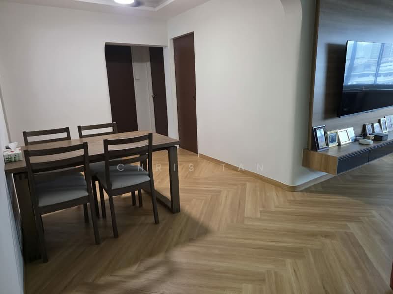 136 Bishan Street 12, 136 Bishan Street 12, 4 Bedrooms, 1,313 sqft, HDB Flat For Sale, by Chris Tan, 500047961 - Dining Room - PropertyGuru.com.sg