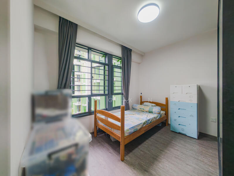 102B Bidadari Park Drive HDB Flat For Sale at S$ 1,140,000 | PropertyGuru Singapore - 1st Common Bedroom
