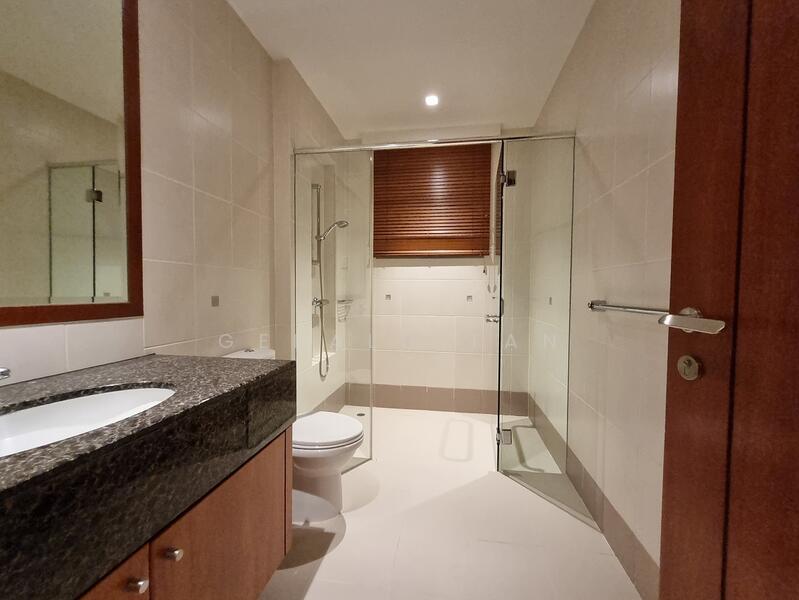 53 Cluny Park, , 5 Bedrooms, 7,736 sqft, Good Class Bungalow For Rent, by Gerald Tan, 500047974 - Bathroom - PropertyGuru.com.sg