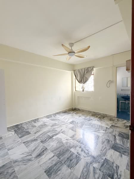 708 Clementi West Street 2, 708 Clementi West Street 2, 3 Bedrooms, 980 sqft, HDB Flat For Sale, by Eileen Yap, 500047995 - Master Room - PropertyGuru.com.sg
