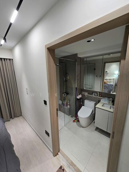 Twin Fountains Executive Condominium For Sale at S$ 1,499,000 | PropertyGuru Singapore - Bathroom