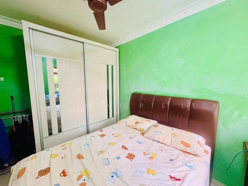 119B Kim Tian Road HDB Flat For Sale at S$ 890,000 | PropertyGuru Singapore - Bedroom