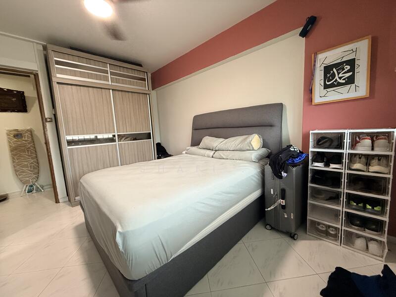 For Sale - 542 Hougang Avenue 8