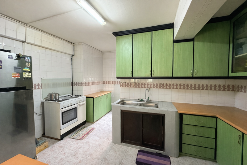 For Sale - 542 Hougang Avenue 8