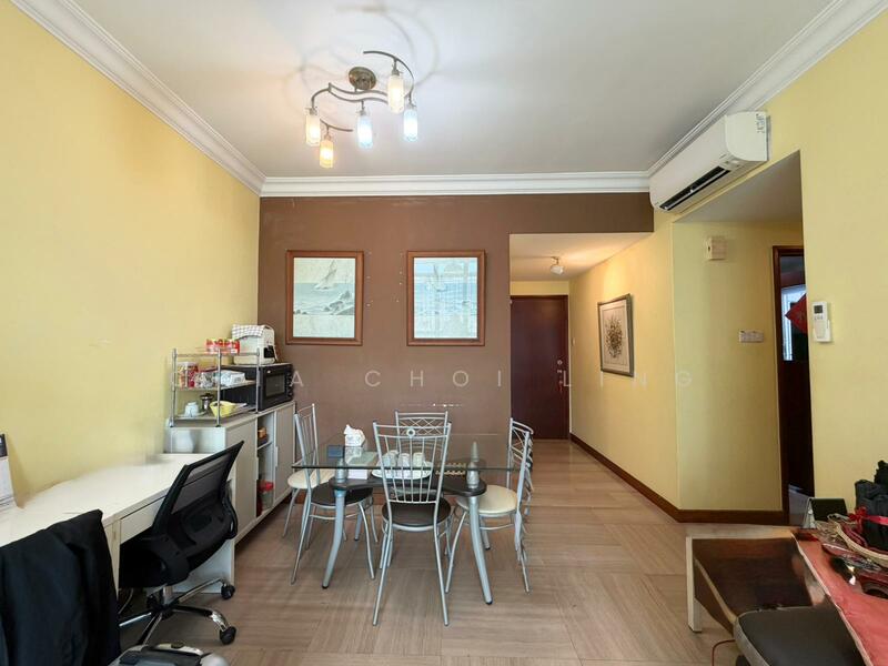 Central View Condominium For Sale at S$ 1,400,000 | PropertyGuru Singapore - Dining Room