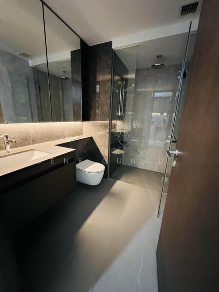 Tembusu Grand, 94 Jalan Tembusu, 1 Bedroom, 527 sqft, Condominium For Rent, by Deny Gunady, 500048076 - Bathroom - PropertyGuru.com.sg