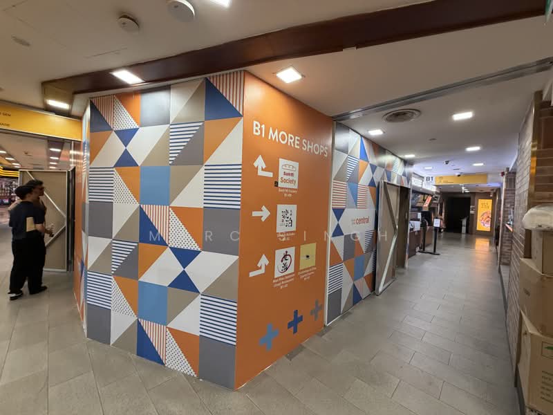 Corner Kiosk w Exhaust | Next to Food-Court & Don Don Donki | High Traffic & Visibility, Clarke Quay, City Hall, Raffles Place, 322 sqft, Food & Beverage For Rent, by Marc Singh, 500048092 - Corridor - CommercialGuru.com.sg