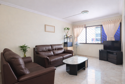 For Sale - 435 Hougang Avenue 8