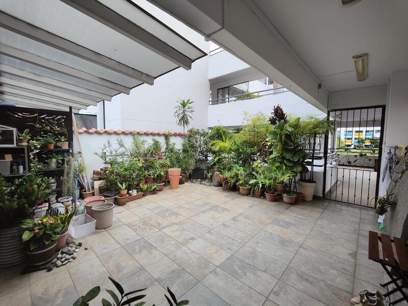 Bedok Court, 295 Bedok South Avenue 3, 3 Bedrooms, 2,411 sqft, Condominium For Rent, by Evelyn Bay, 500048126 - Garden - PropertyGuru.com.sg