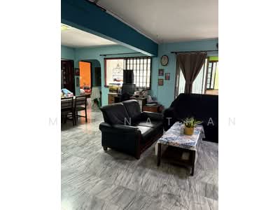 For Sale - 142 Bukit Batok Street 11