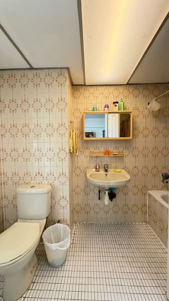 Pandan Valley Condominium For Sale at S$ 4,000,000 | PropertyGuru Singapore