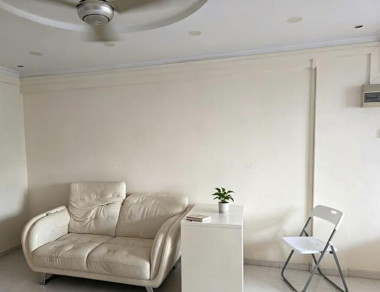 418 Ang Mo Kio Avenue 10, 418 Ang Mo Kio Avenue 10, Ang Mo Kio / Bishan / Thomson, 3 Bedrooms, 1,065 sqft, HDB Flat For Sale, by David Lim, 500048297 - Living Room - PropertyGuru.com.sg