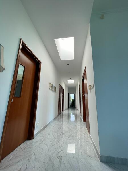 Parc Stevens, 27 Stevens Drive, 4 Bedrooms, 2,411 sqft, Condominium For Rent, by FiFi Ng, 500048316 - Corridor - PropertyGuru.com.sg