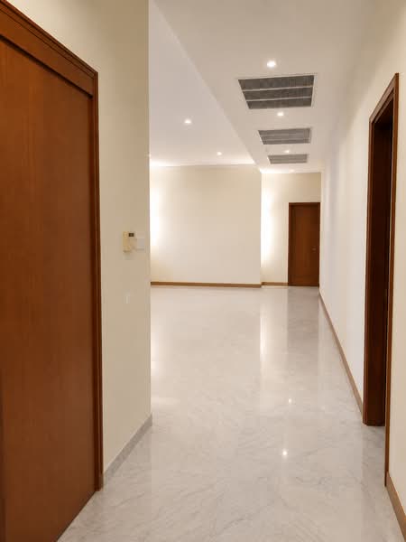 Parc Stevens, 27 Stevens Drive, 4 Bedrooms, 2,390 sqft, Condominium For Rent, by FiFi Ng, 500048316 - Corridor - PropertyGuru.com.sg