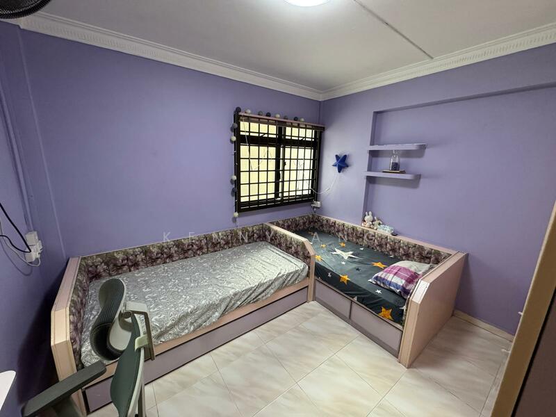 166 Hougang Avenue 1 HDB Flat For Sale at S$ 675,000 | PropertyGuru Singapore - Bedroom
