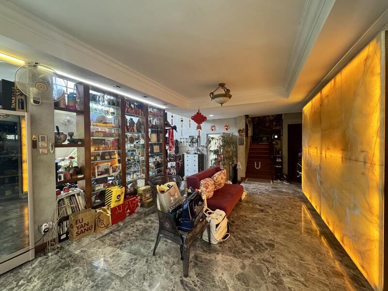 Unbelievable Price $14xxpsf,hurry! F'Hold Corner Detachable Semi Detach, wide front,pool, parkview, Upper Bukit Timah, Hillview, Jalan Jurong Kechil, Toh Tuck, Chestnut, Clementi Park / Upper Bukit Timah, 5 Bedrooms, 4,000 sqft, Semi-Detached House For Sale, by Joyce Lau, 500048349 - PropertyGuru.com.sg
