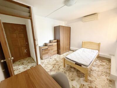 For Rent - 124 Ang Mo Kio Avenue 6