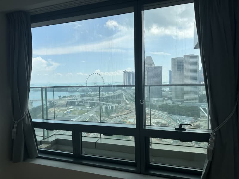 Concourse Skyline, 300 Beach Road, 4 Bedrooms, 2,120 sqft, Condominium For Rent, by Joyyce Goh, 500048372 - View - PropertyGuru.com.sg