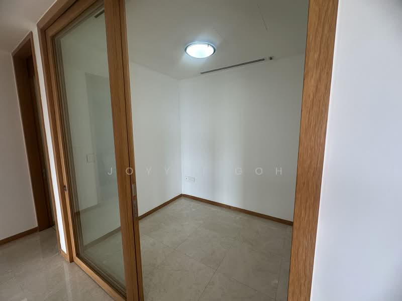 Concourse Skyline, 300 Beach Road, 4 Bedrooms, 2,120 sqft, Condominium For Rent, by Joyyce Goh, 500048372 - Interior - PropertyGuru.com.sg