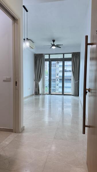 Kingsford Hillview Peak Condominium For Sale at S$ 1,380,000 | PropertyGuru Singapore